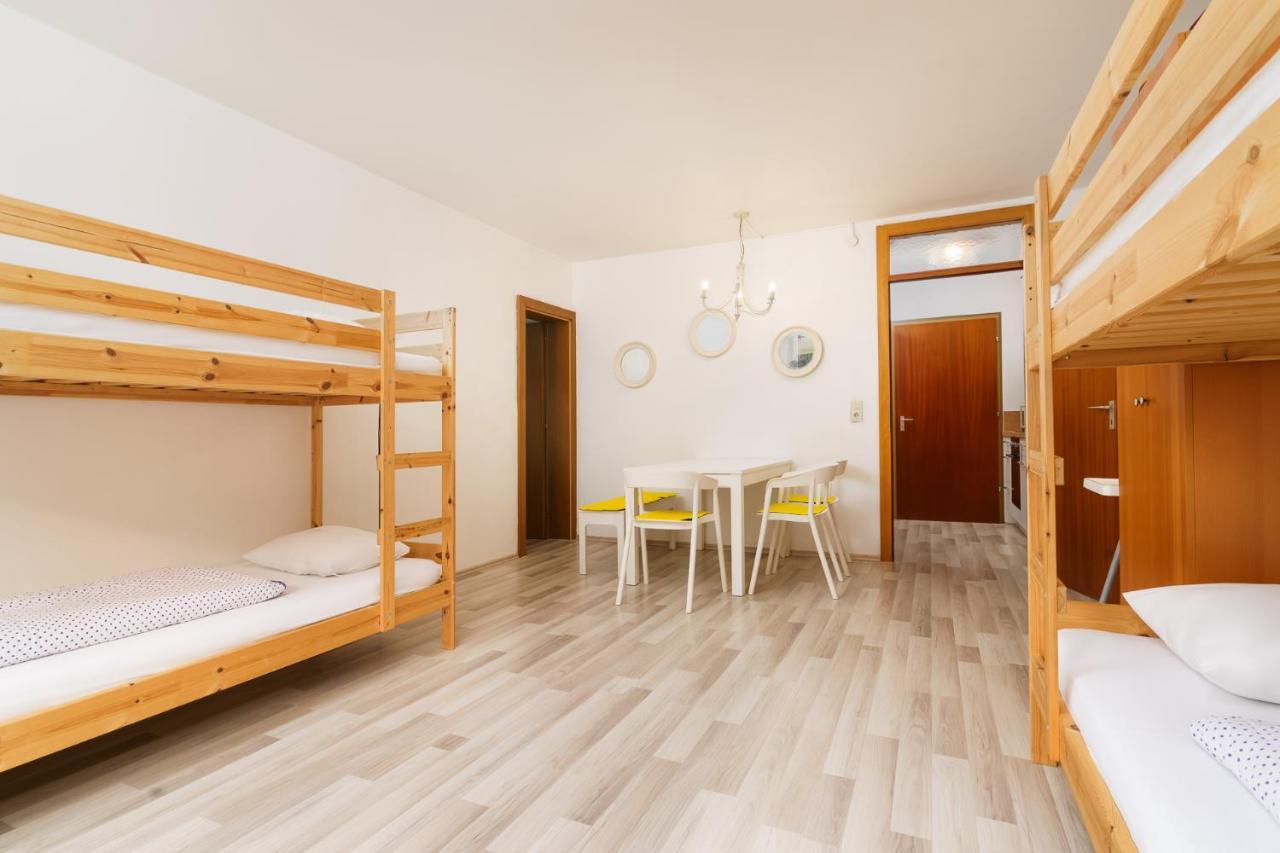 ザンクト・マルティン・バイ・ローファーGrubhof Castle Flat For Familiesアパートメント エクステリア 写真